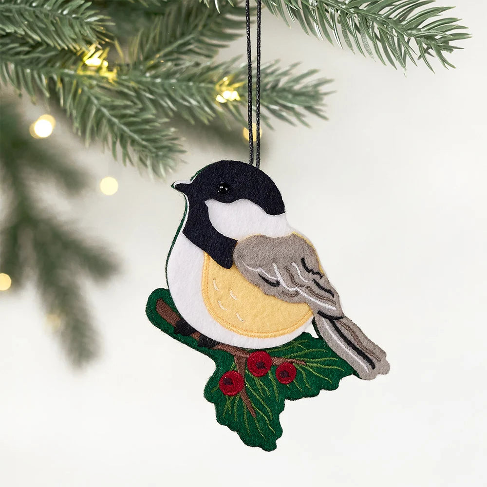 Winter Chickadee HeartFelt Charm Card™